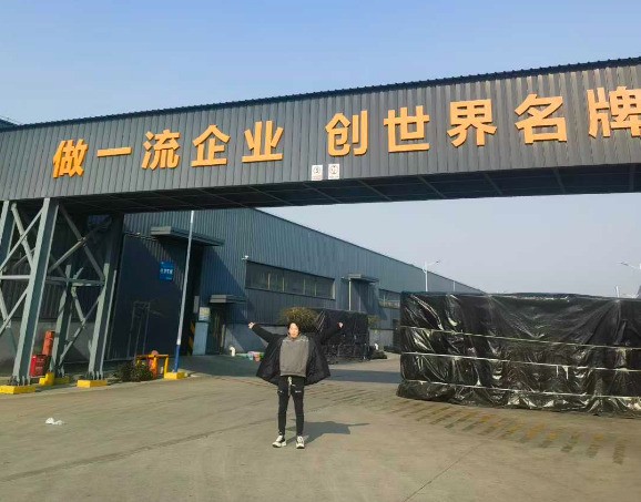 又一臺(tái)路友設(shè)備順利安家！從方案設(shè)計(jì)到安裝交付，每一步都精益求精。以硬核裝備，陪萬(wàn)千老板掘金再生資源賽道！